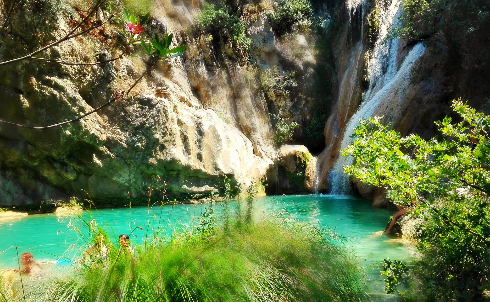 polilimnio waterfalls